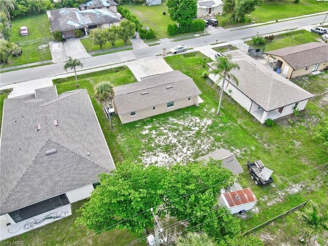 2238 Towles ST, Fort Myers, FL 33916