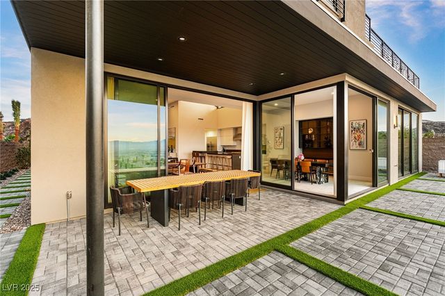 569 Overlook Rim Drive, Henderson, NV 89012