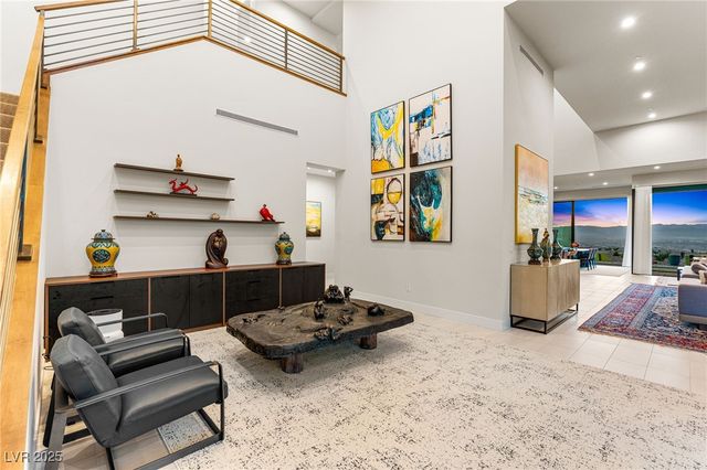 569 Overlook Rim Drive, Henderson, NV 89012