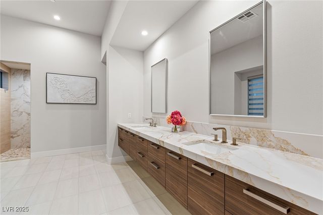 569 Overlook Rim Drive, Henderson, NV 89012