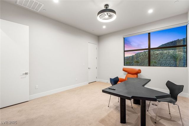 569 Overlook Rim Drive, Henderson, NV 89012