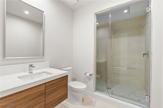 569 Overlook Rim Drive, Henderson, NV 89012