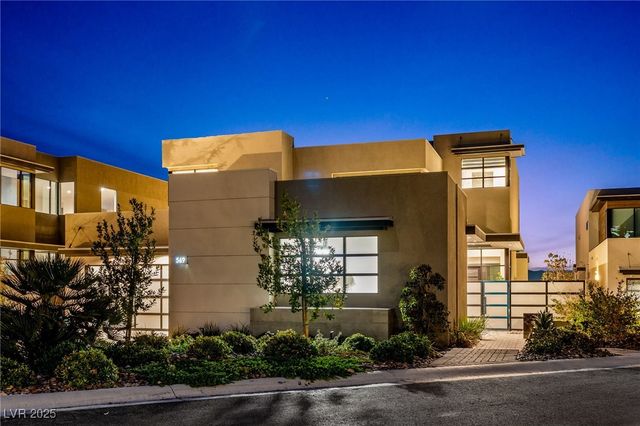 569 Overlook Rim Drive, Henderson, NV 89012