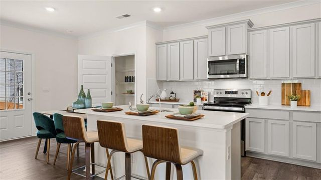 534 Silver Moon Drive, Loganville, GA 30052