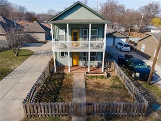 1309 SW South Avenue, Blue Springs, MO 64015