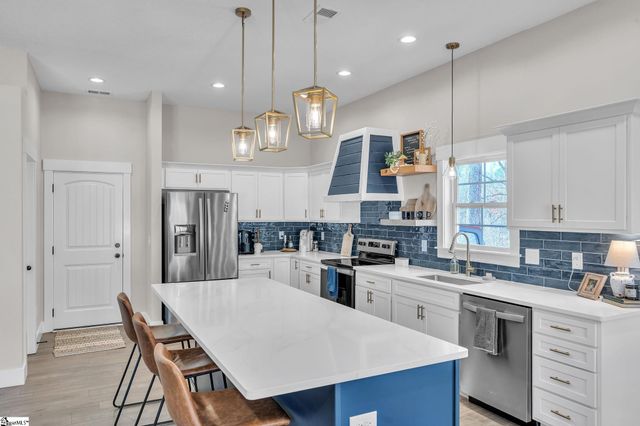 66 Old Highway 414, Travelers Rest, SC 29690