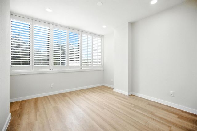 5200 Keller Springs Road 313, Dallas, TX 75248