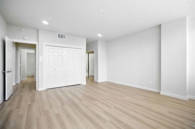 5200 Keller Springs Road 313, Dallas, TX 75248