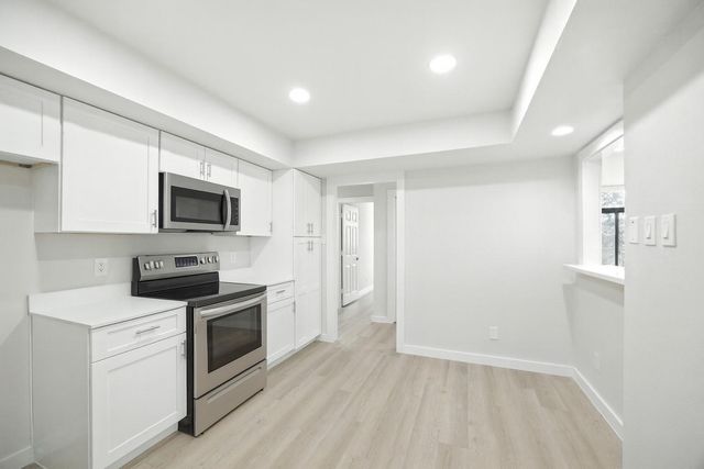 5200 Keller Springs Road 313, Dallas, TX 75248