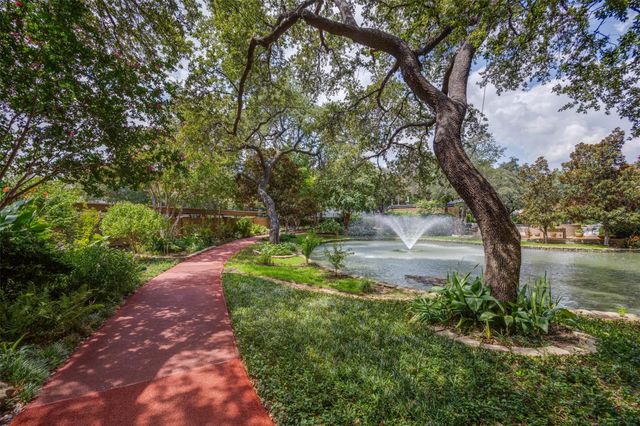 5200 Keller Springs Road 313, Dallas, TX 75248