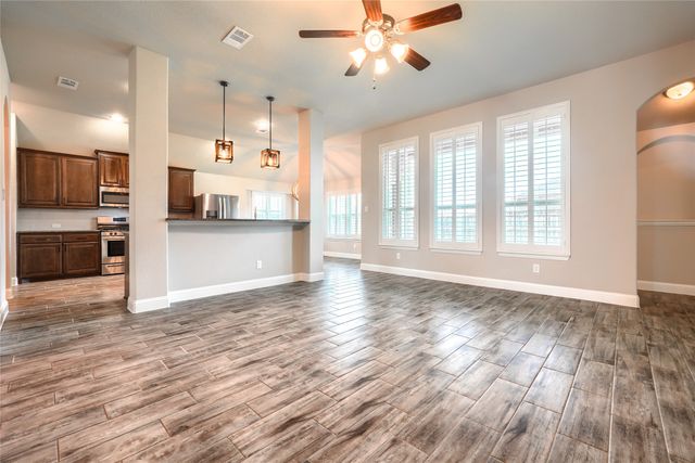 1733 Amalfi, Mclendon Chisholm, TX 75032