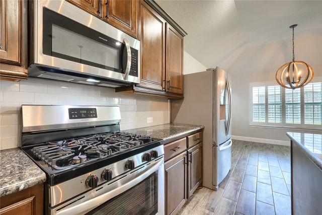 1733 Amalfi, Mclendon Chisholm, TX 75032