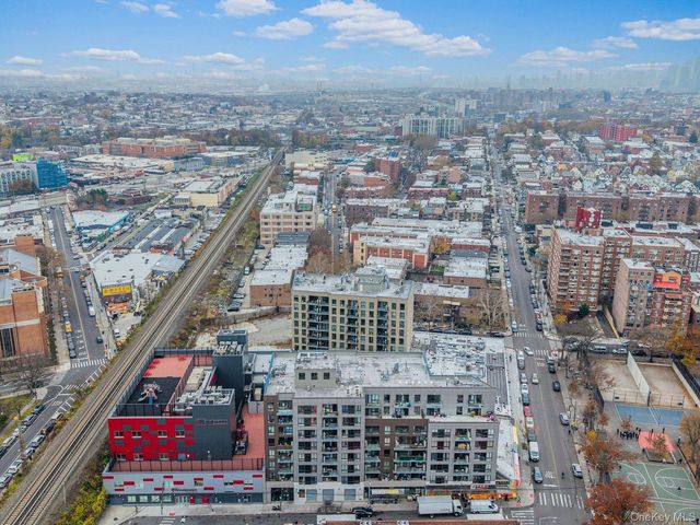 4516 83RD Street 5K, Elmhurst, NY 11377