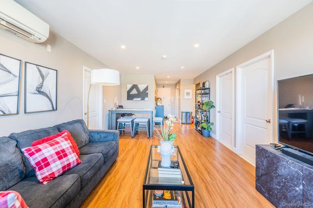 4516 83RD Street 5K, Elmhurst, NY 11377