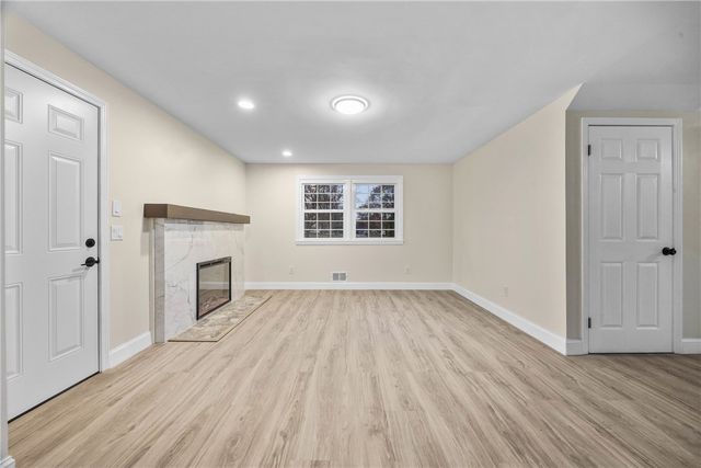 75 Chadwick Drive, Brighton, NY 14618