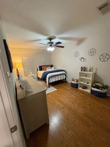 13078 Trail Hollow Drive 3078, Houston, TX 77079