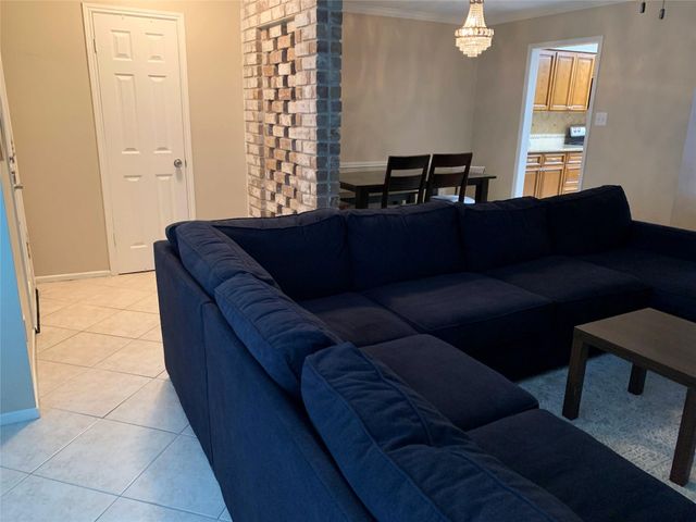 13078 Trail Hollow Drive 3078, Houston, TX 77079