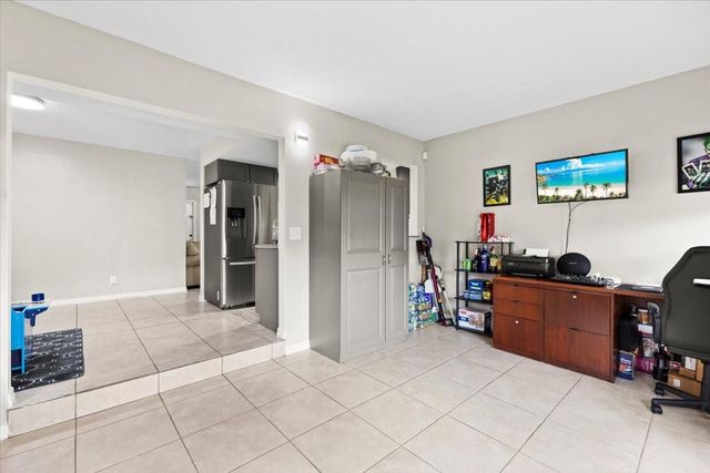 7303 NW 64th Street, Tamarac, FL 33321