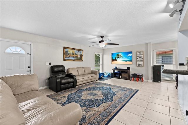 7303 NW 64th Street, Tamarac, FL 33321