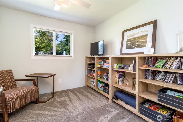 939 Stanley Drive, College Place, WA 99324