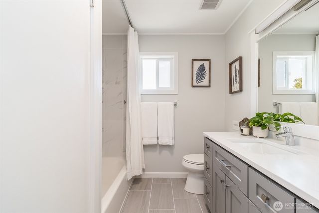 939 Stanley Drive, College Place, WA 99324