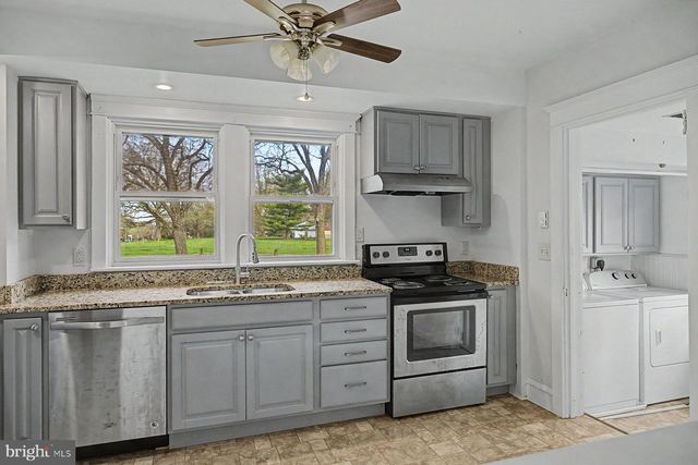 1261 SNYDER RD, Lansdale, PA 19446