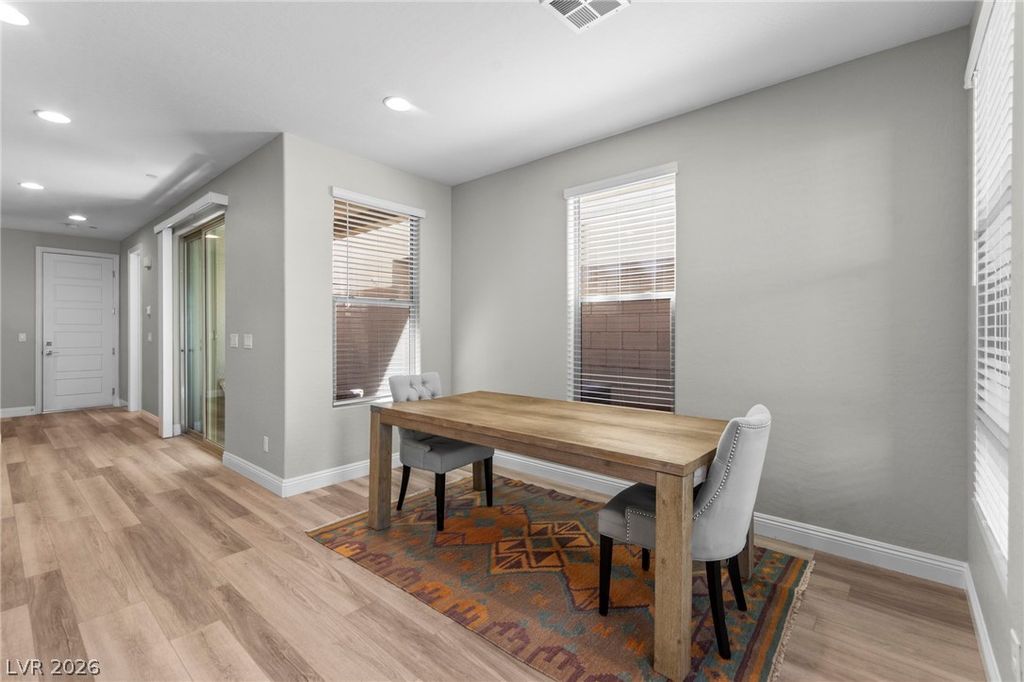 11676 Hamilton Lake Avenue, Las Vegas, NV 89138 — photo 4