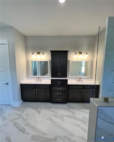 6515 Dunham Farms Dr, Mechanicsville, VA 23111