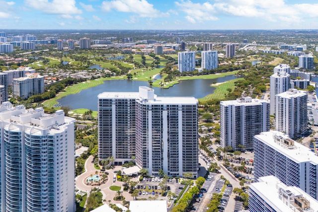 20281 E Country Club Drive 1009, Aventura, FL 33180