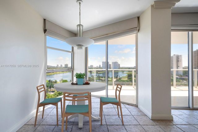 20281 E Country Club Drive 1009, Aventura, FL 33180