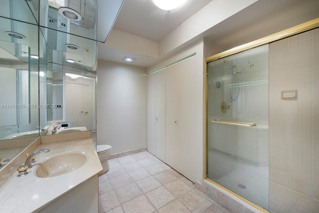 20281 E Country Club Drive 1009, Aventura, FL 33180