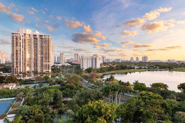 20281 E Country Club Drive 1009, Aventura, FL 33180