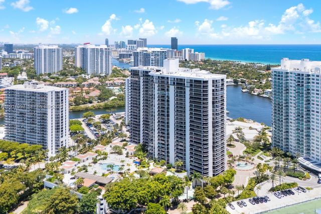 20281 E Country Club Drive 1009, Aventura, FL 33180