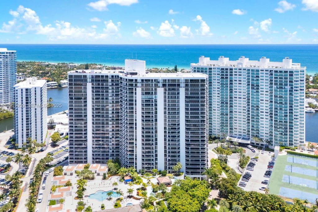20281 E Country Club Drive 1009, Aventura, FL 33180