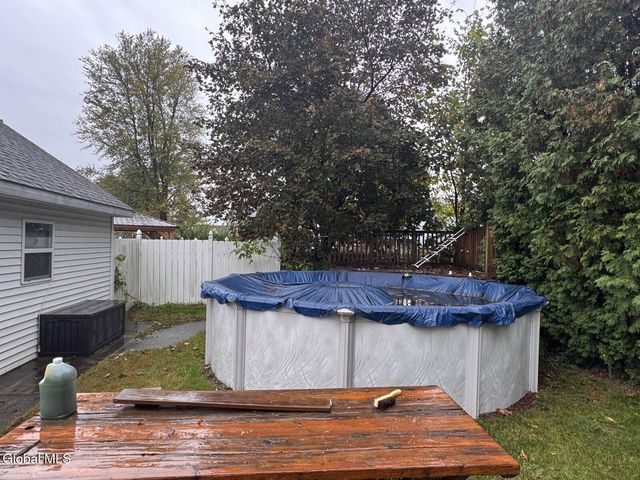 31 Charles Street, Waterford, NY 12188