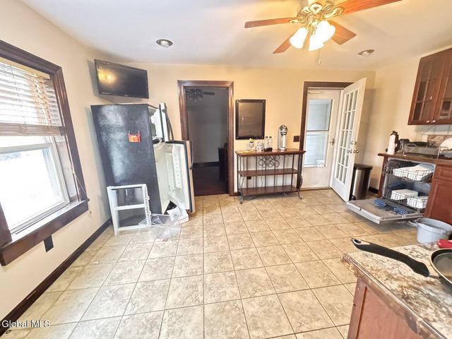 31 Charles Street, Waterford, NY 12188