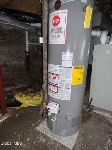 31 Charles Street, Waterford, NY 12188