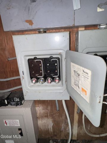 31 Charles Street, Waterford, NY 12188