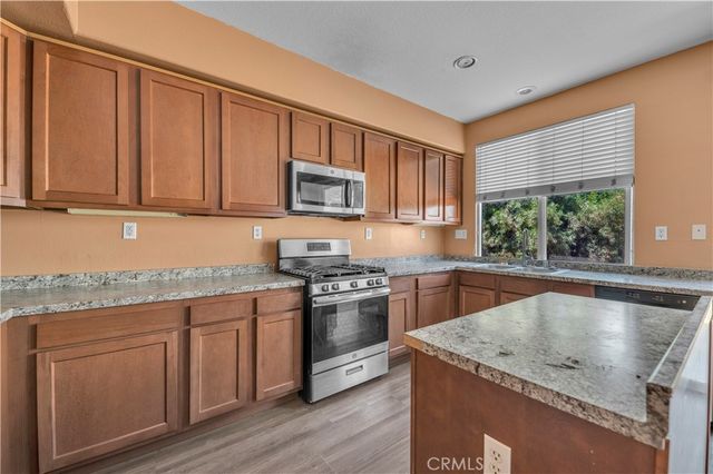 300 Date Street, Lake Elsinore, CA 92530