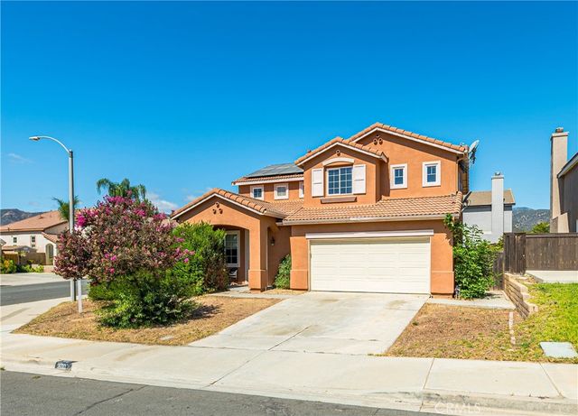 300 Date Street, Lake Elsinore, CA 92530
