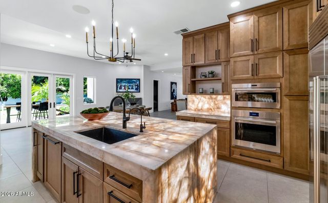 1550 N 40TH Street 12, Mesa, AZ 85205