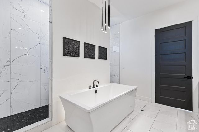 94 S 950 E, Hyde Park, UT 84318