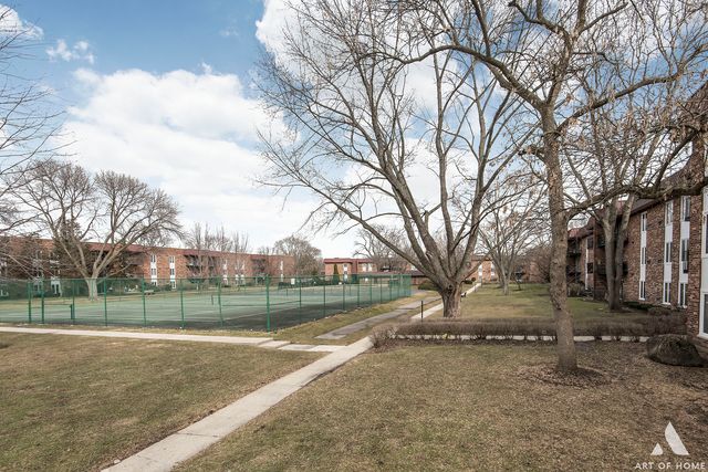1049 W Ogden Avenue 212, Naperville, IL 60563