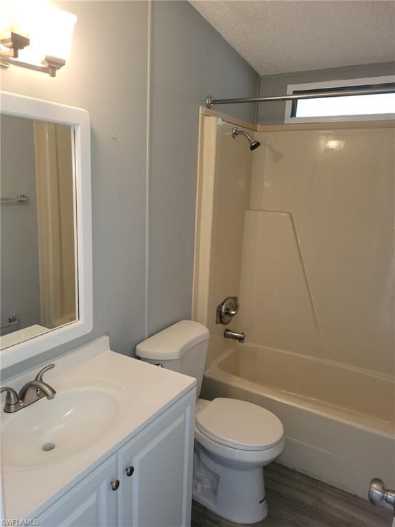 7151 Drum DR, ST. JAMES CITY, FL 33956 — photo 5