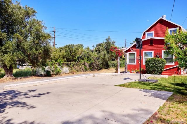 3043 45 Helix Street, Spring Valley, CA 91977