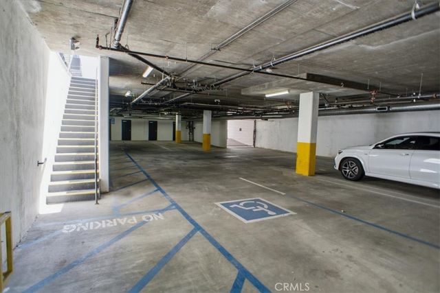 829 N Martel 4, Los Angeles, CA 90046
