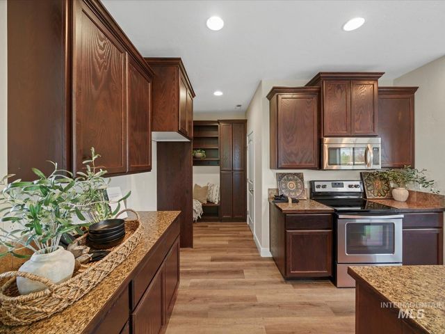 4902 W Torana St, Meridian, ID 83646