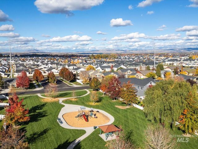 4902 W Torana St, Meridian, ID 83646