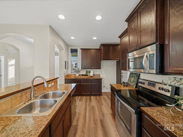 4902 W Torana St, Meridian, ID 83646