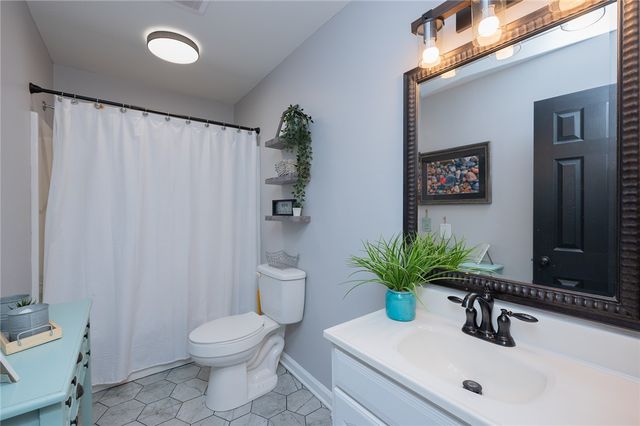 504 Cunningham Road, Taylors, SC 29687
